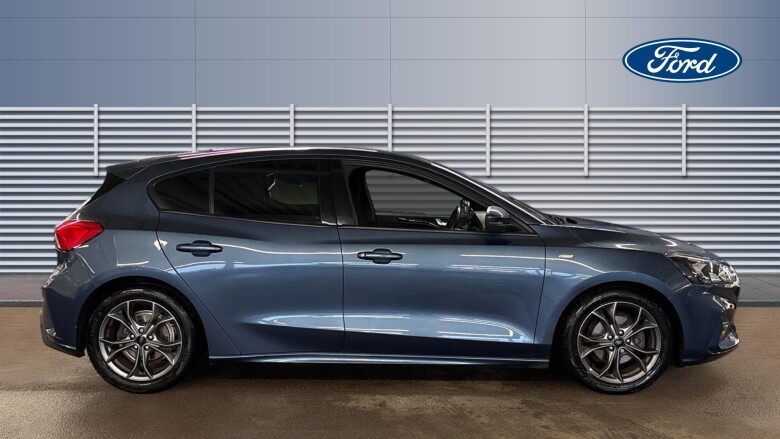 Ford Focus 1.0 EcoBoost 125 ST-Line 5dr Auto Petrol Hatchback